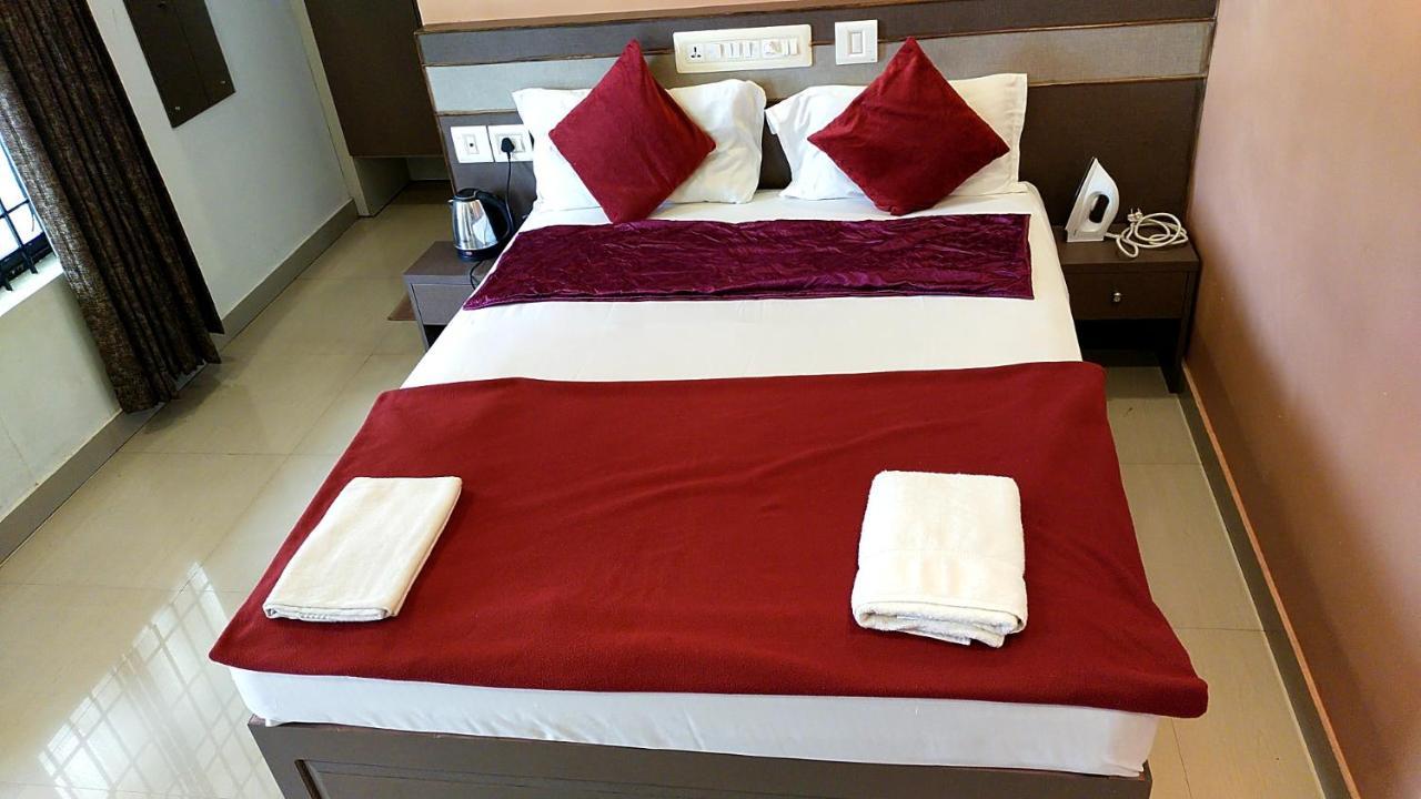 Alfa Inn Недумбасери Екстериор снимка