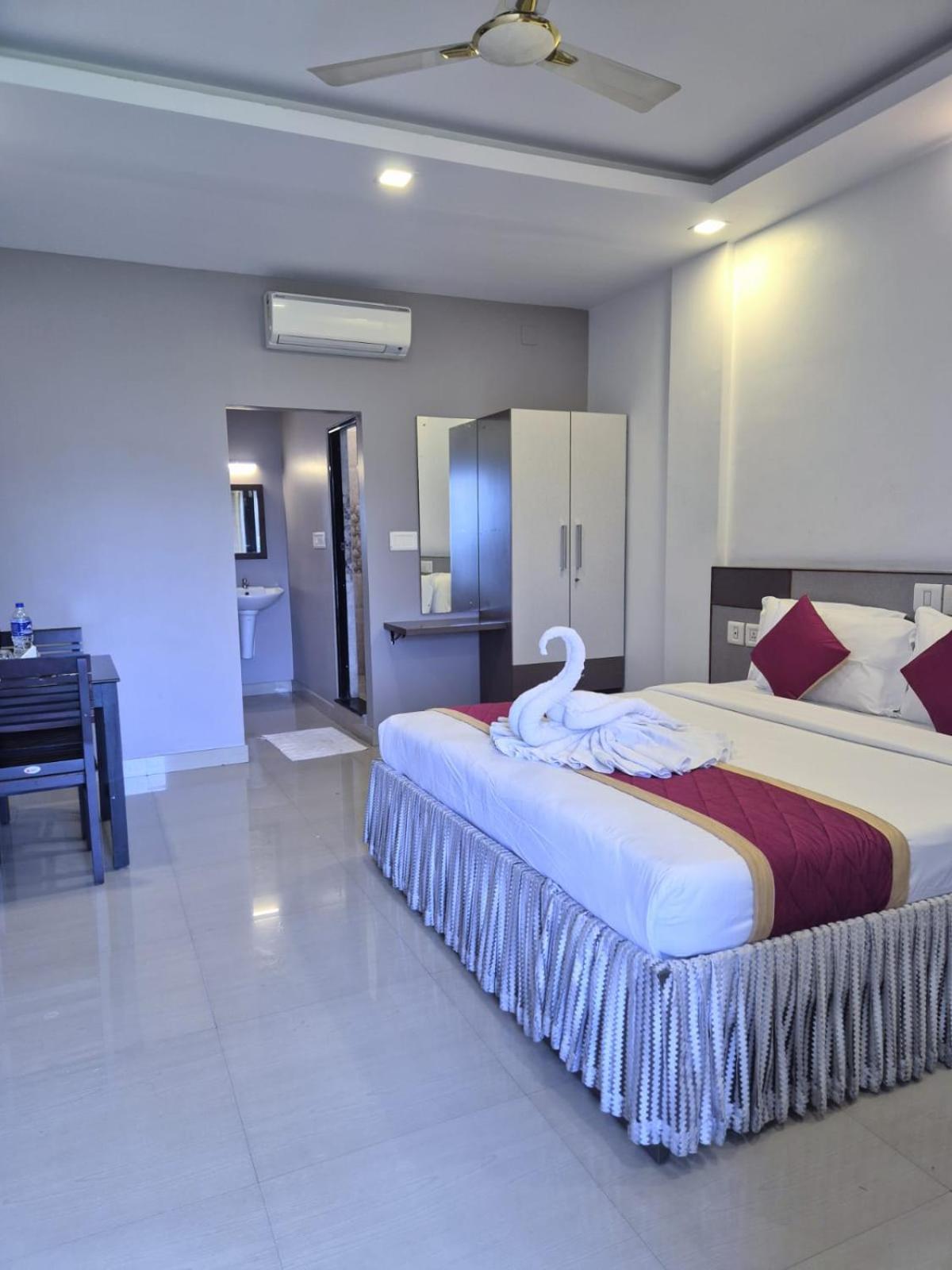Alfa Inn Недумбасери Екстериор снимка