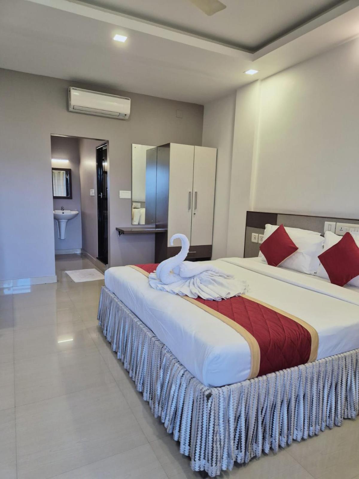 Alfa Inn Недумбасери Екстериор снимка