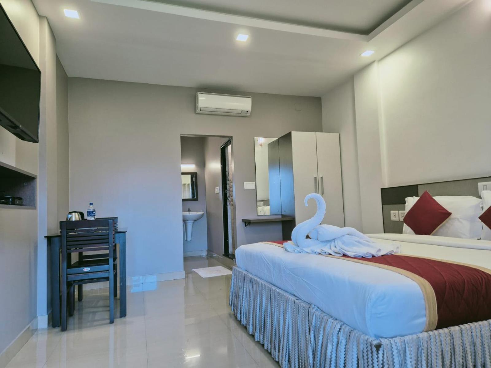 Alfa Inn Недумбасери Екстериор снимка