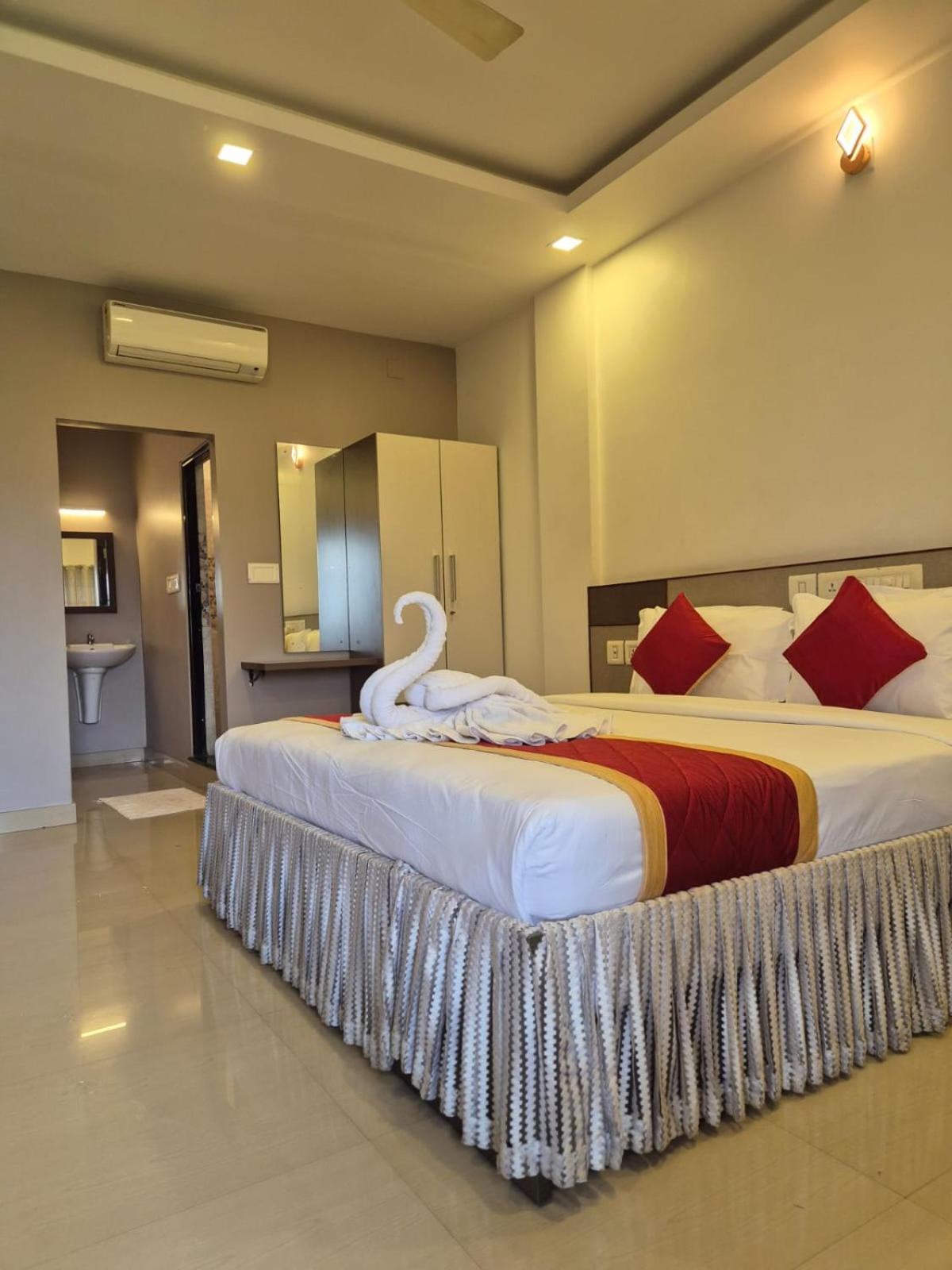 Alfa Inn Недумбасери Екстериор снимка