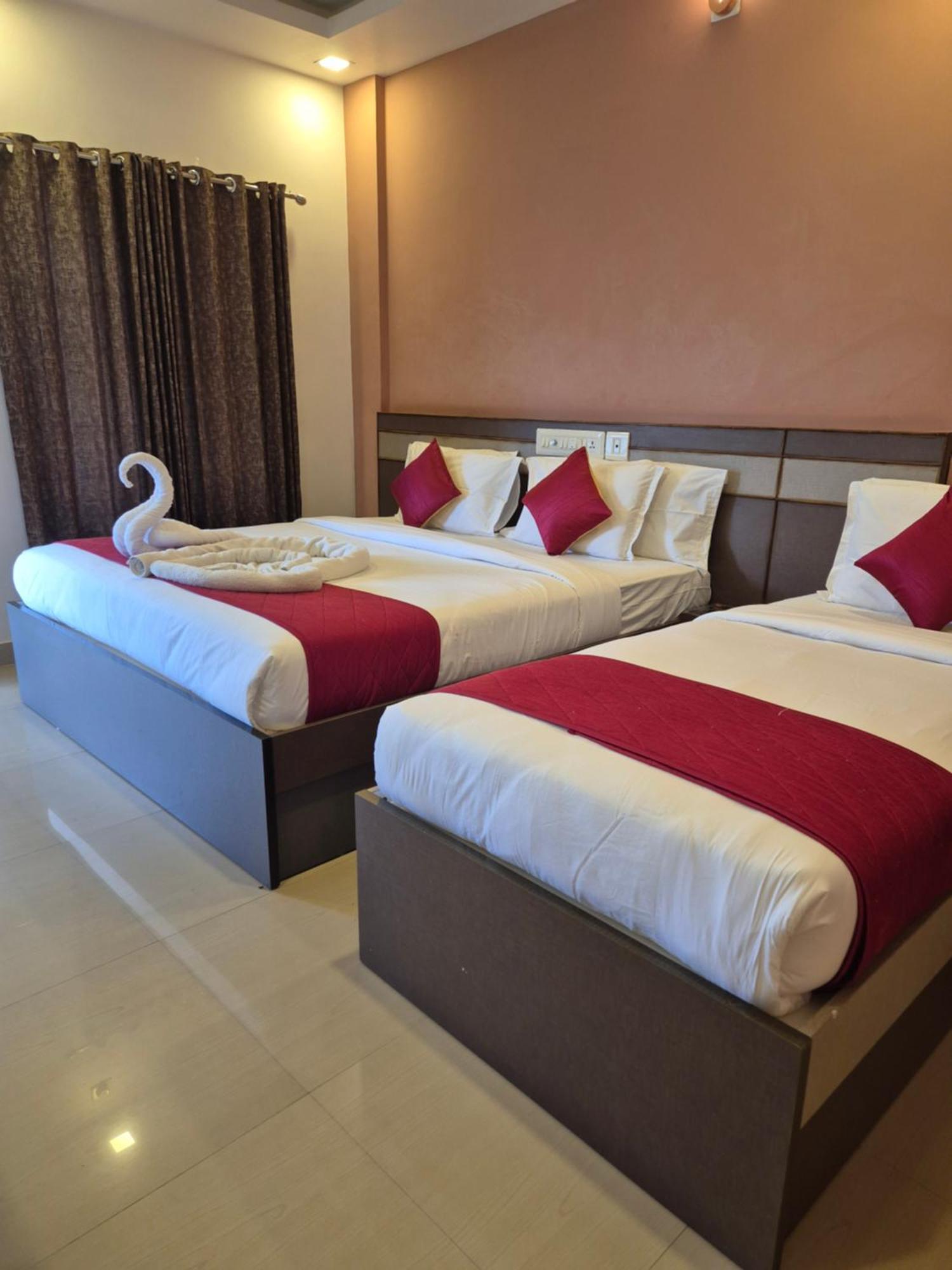 Alfa Inn Недумбасери Екстериор снимка
