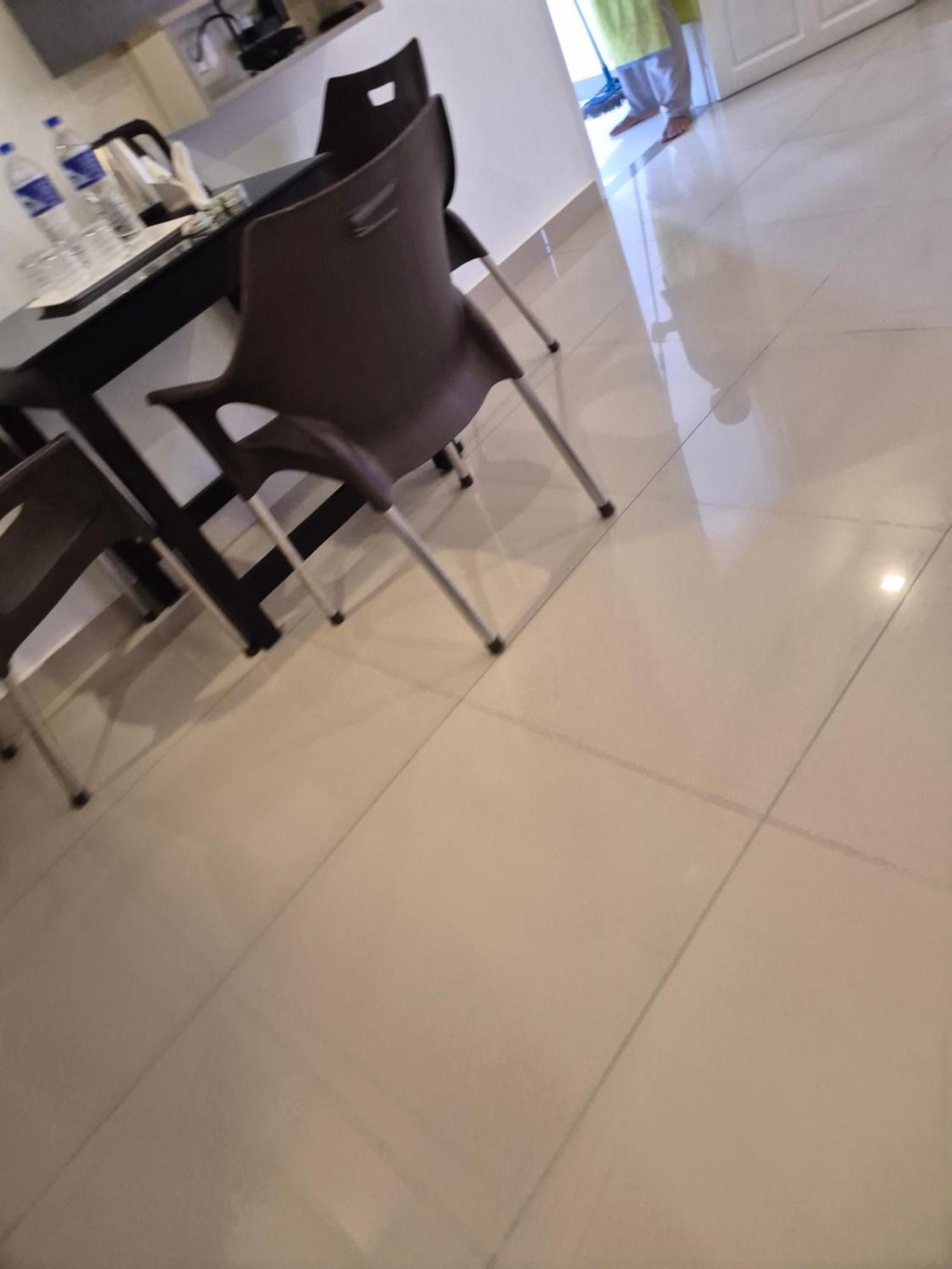 Alfa Inn Недумбасери Екстериор снимка